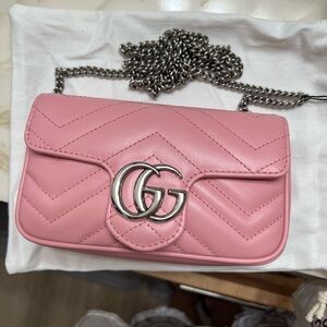 Authentic Pink Gucci calfskin leather Matellasse mini crossbody